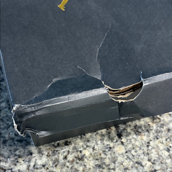 Nike Kids Sneakers - Red and Cream - Picture 13 of 16